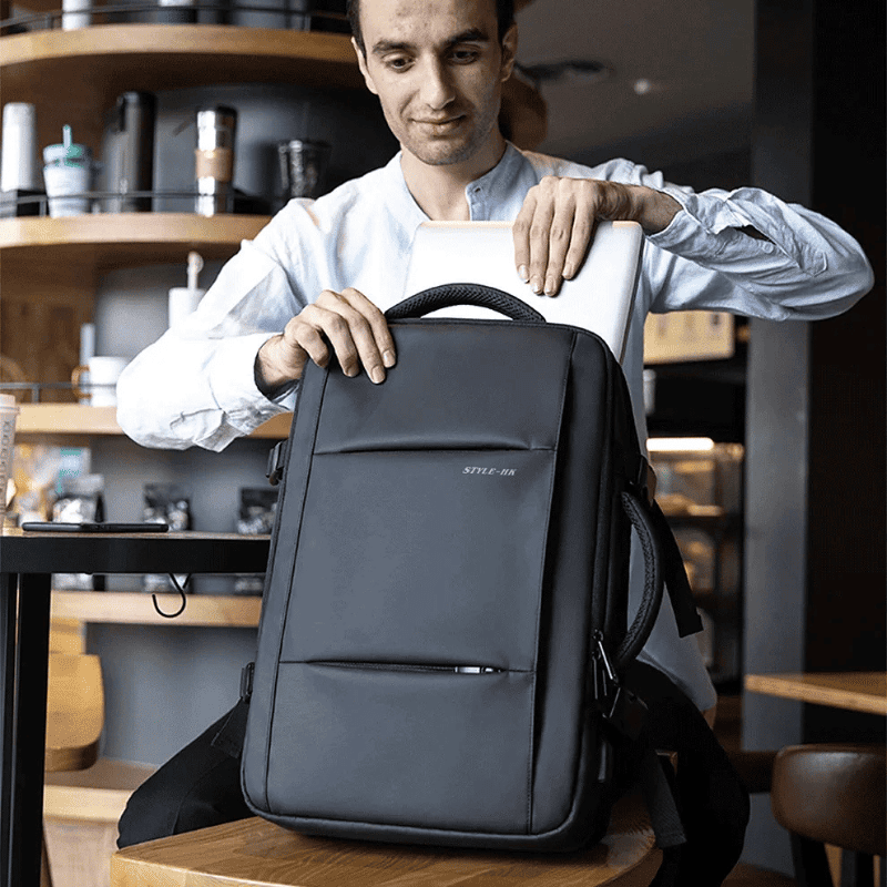 Sac à dos cabine Format EasyJet extensible et antivol pour homme – Cabinlow™